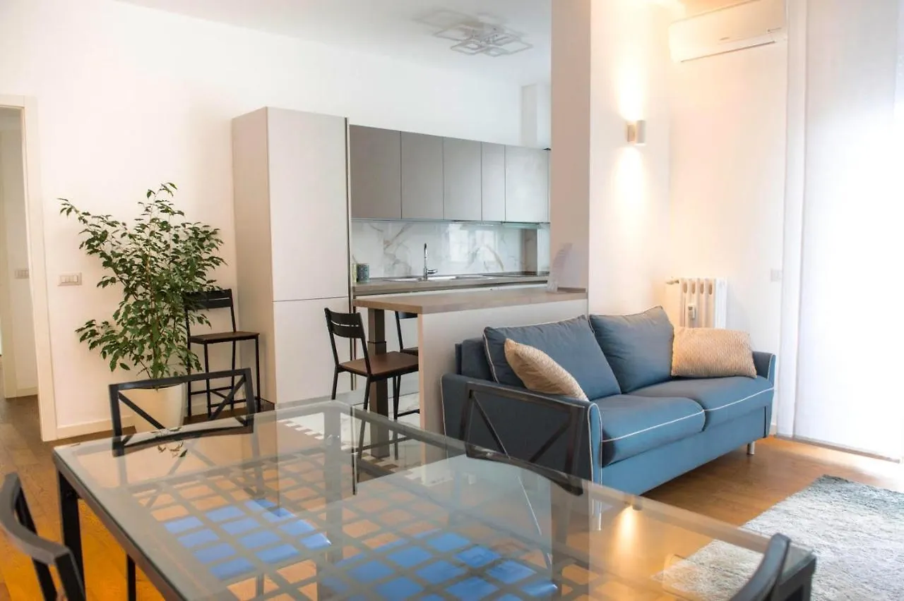 Family Apartment Close To Fondazione Prada Milan Italy