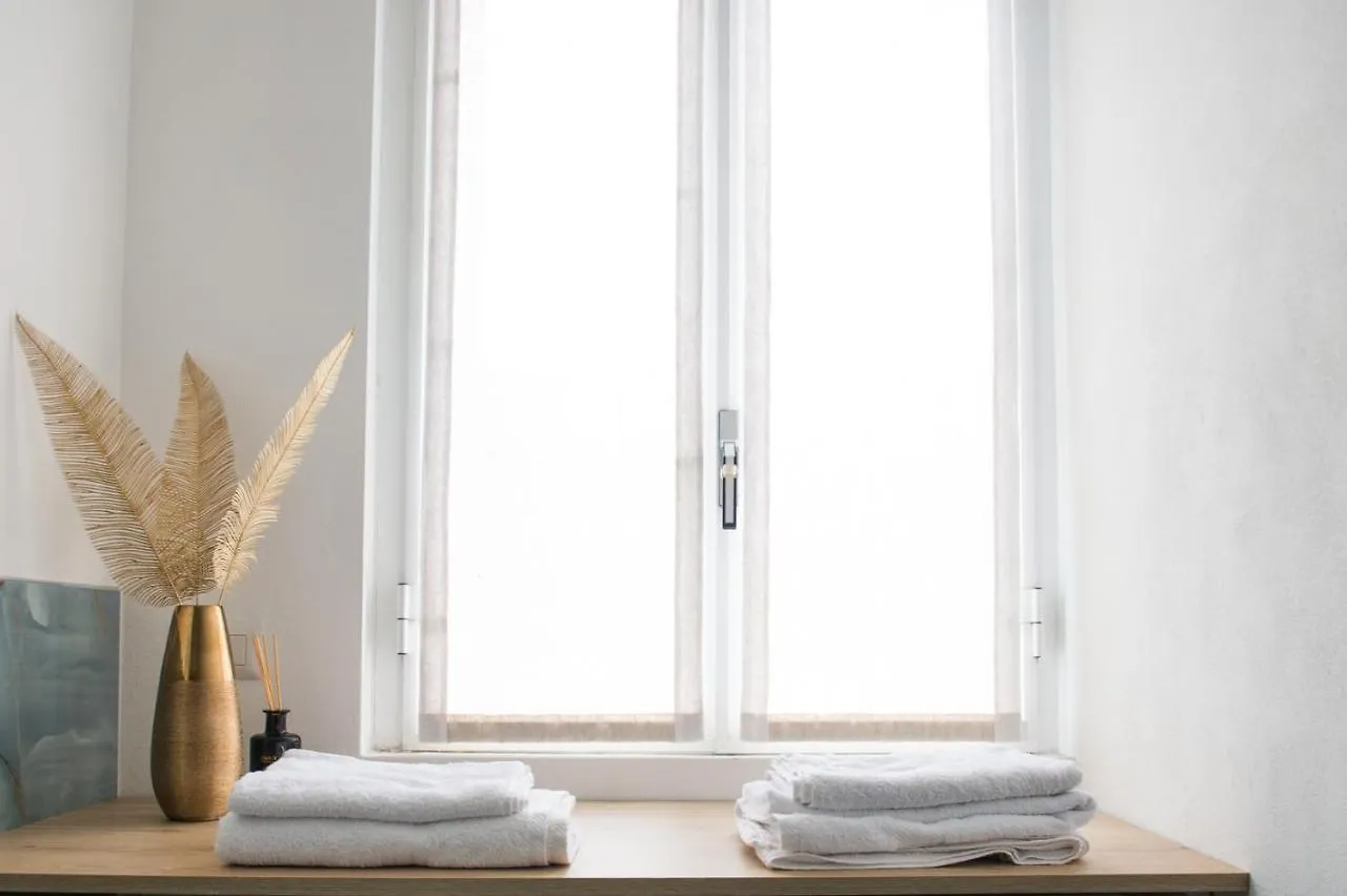 Family Apartment Close To Fondazione Prada Milan
